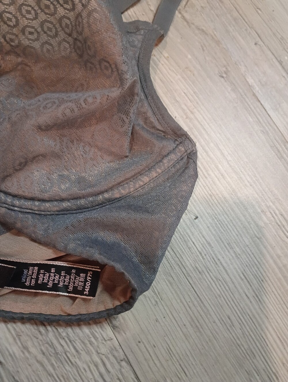 Victoria Secret - Picture 5 of 5